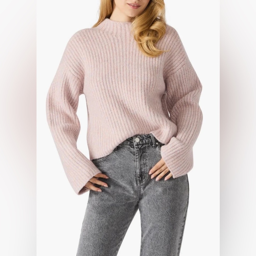 STEVE MADDEN
SM- KLARA SWEATER | COTTON CANDY